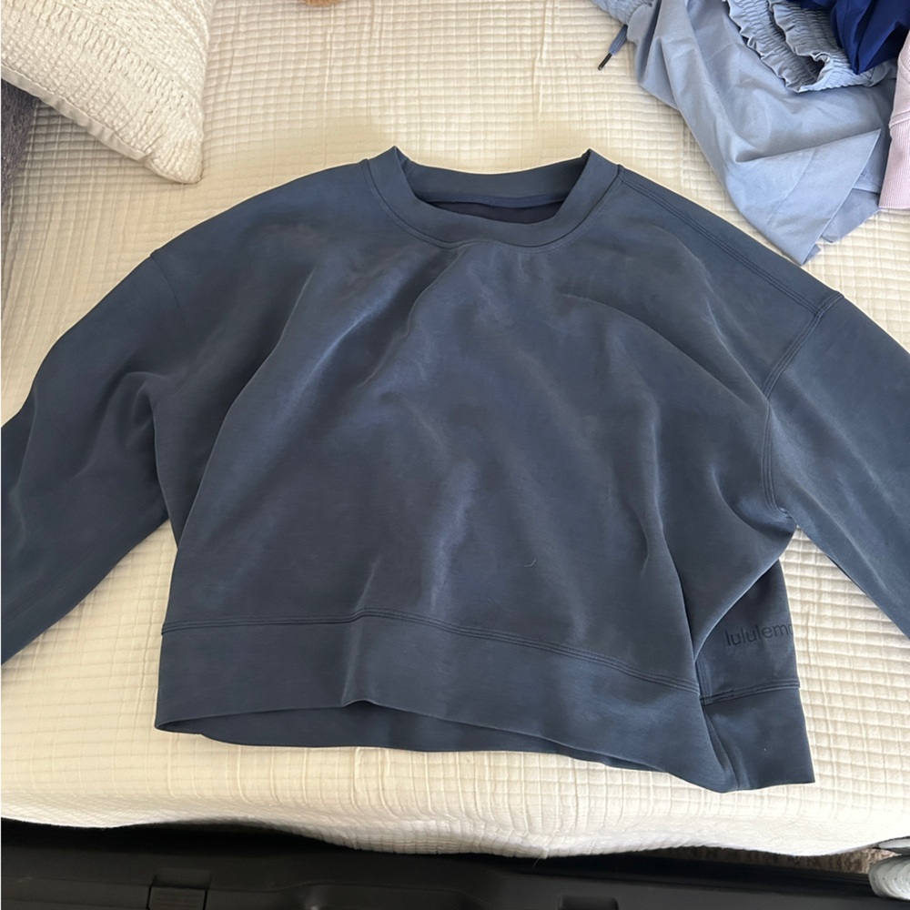 Lululemon Perfectly Oversized Cropped Crew - excellent condition